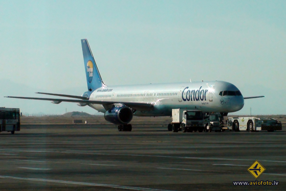 Boeing 757-330